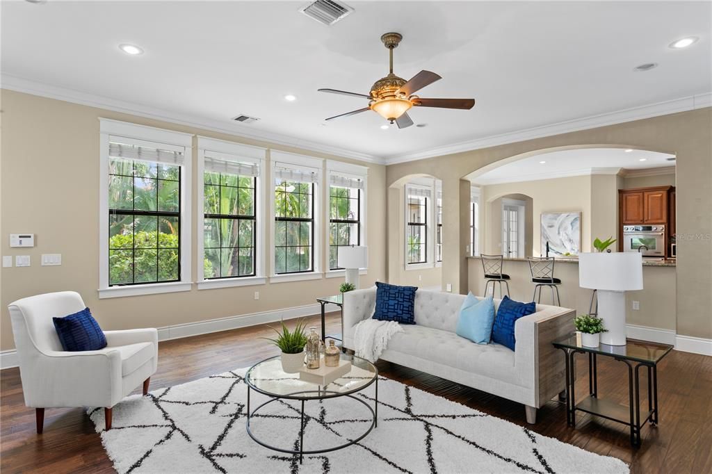 For Sale: $2,189,000 (5 beds, 5 baths, 4546 Square Feet)
