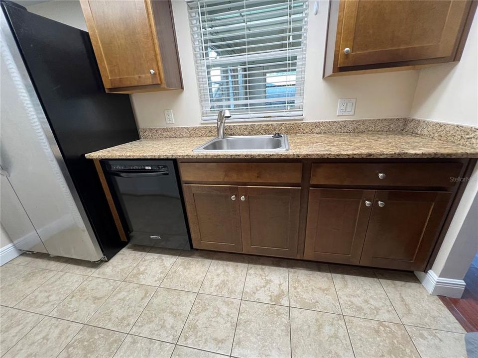En Venta: $294,900 (3 camas, 2 baños, 1054 Pies cuadrados)