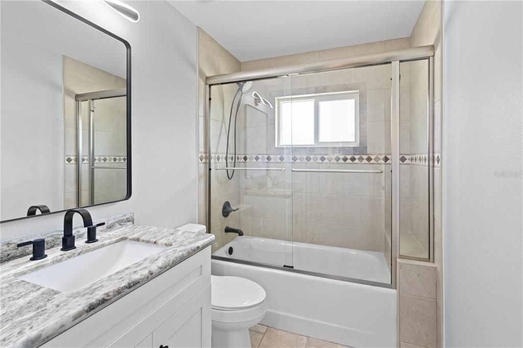 На продажу: $379,000 (3 спален, 2 ванн, 1846 Квадратных фут)