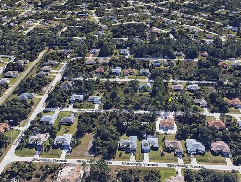На продажу: $24,000 (0.23 acres)