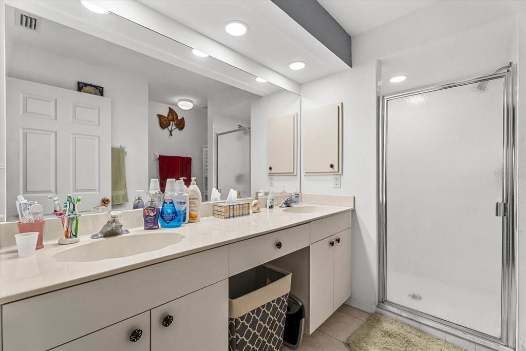 For Sale: $237,900 (3 beds, 2 baths, 1489 Square Feet)