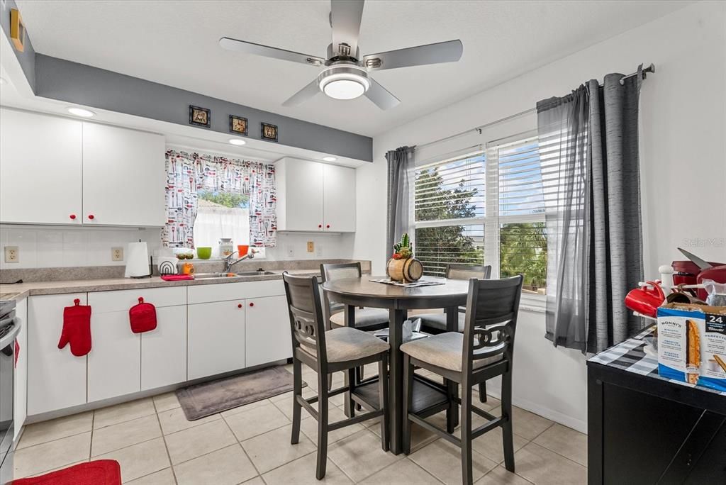 For Sale: $237,900 (3 beds, 2 baths, 1489 Square Feet)