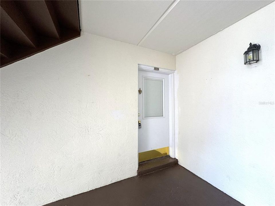 For Rent: $1,600 (2 beds, 2 baths, 1035 Square Feet)