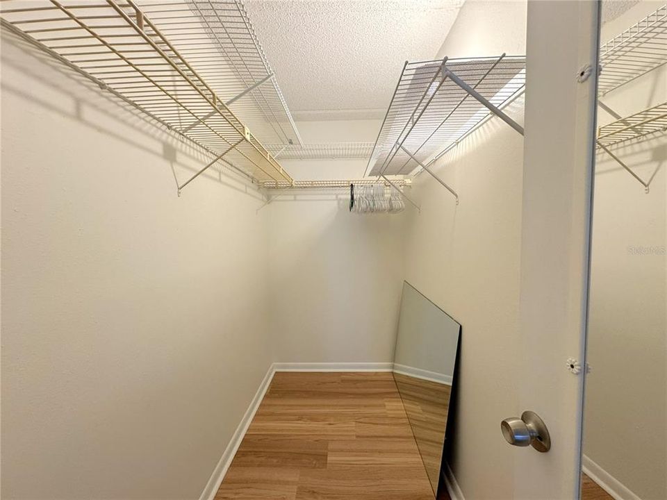 For Rent: $1,600 (2 beds, 2 baths, 1035 Square Feet)