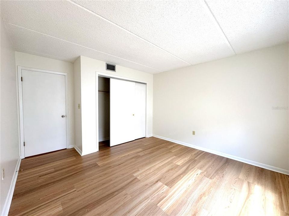 For Rent: $1,600 (2 beds, 2 baths, 1035 Square Feet)
