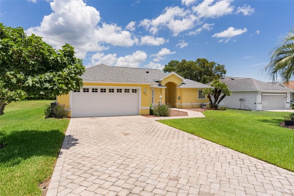 For Sale: $294,500 (3 beds, 2 baths, 1629 Square Feet)