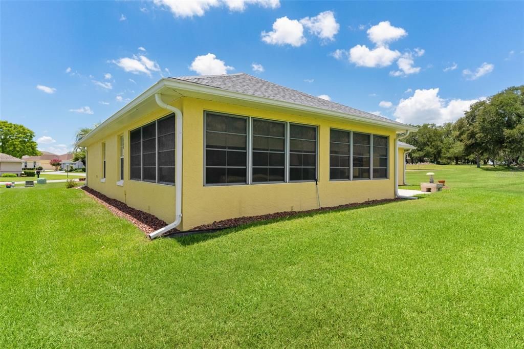 For Sale: $294,500 (3 beds, 2 baths, 1629 Square Feet)