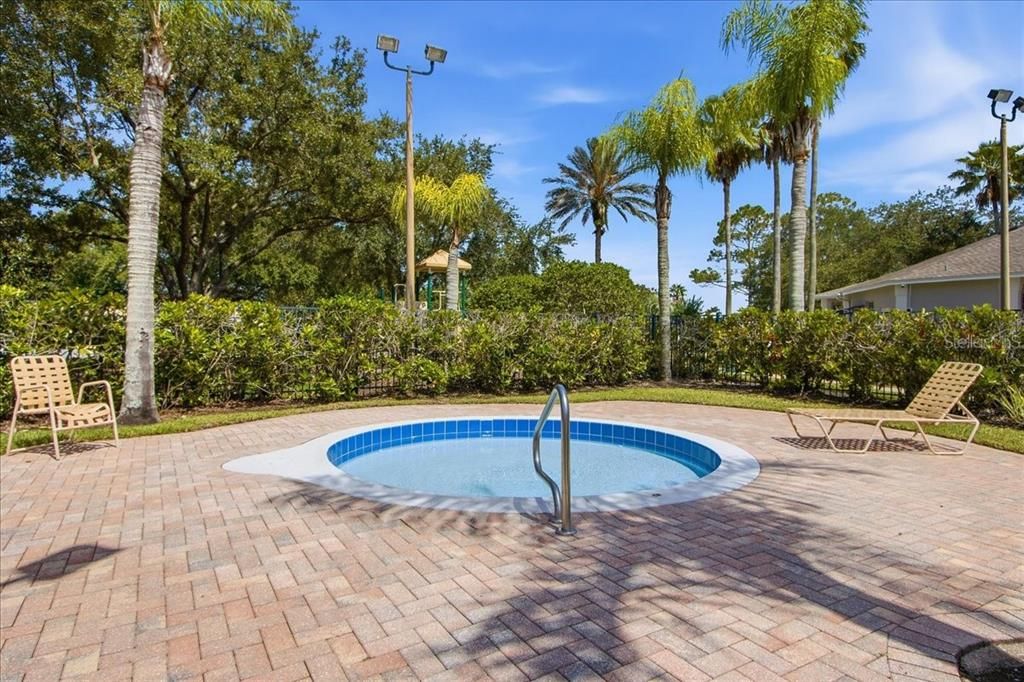 Activo con contrato: $710,000 (6 camas, 4 baños, 3544 Pies cuadrados)