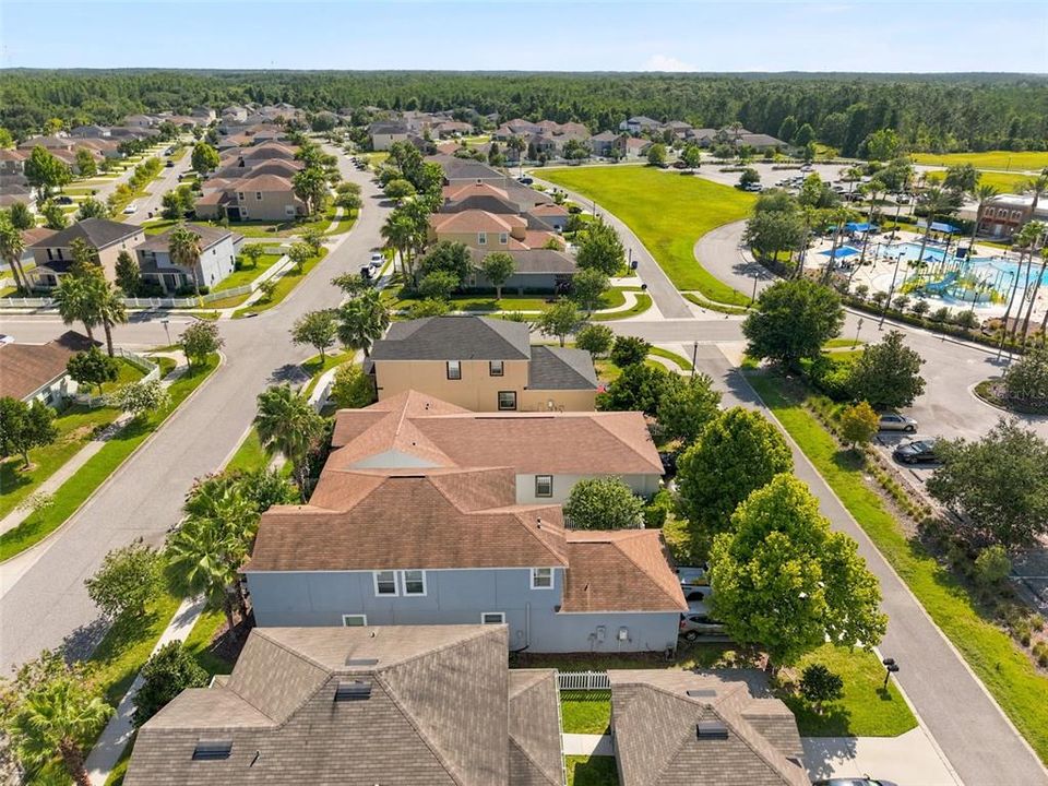 На продажу: $410,000 (6 спален, 3 ванн, 2634 Квадратных фут)