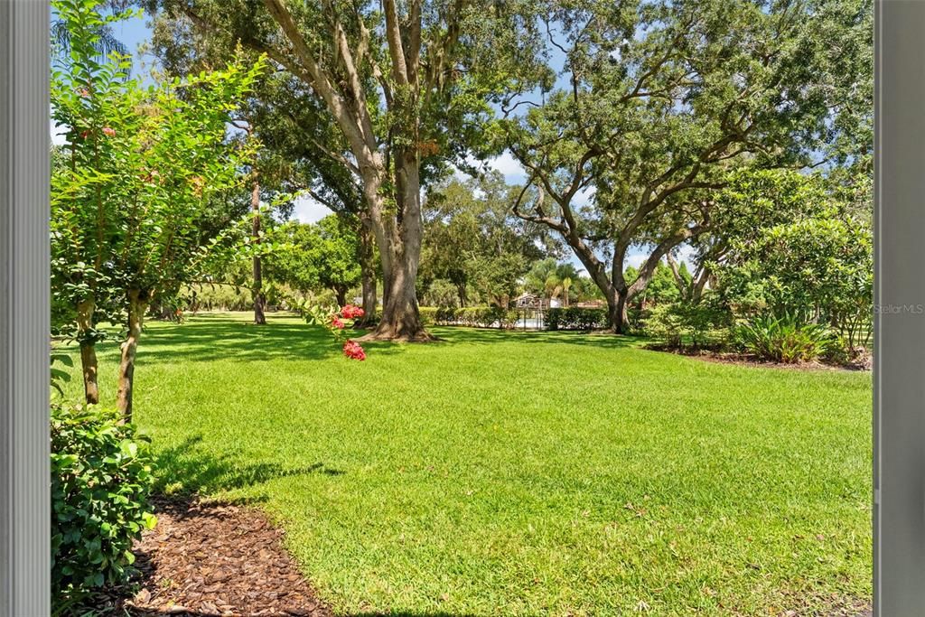 For Sale: $225,000 (3 beds, 3 baths, 2074 Square Feet)