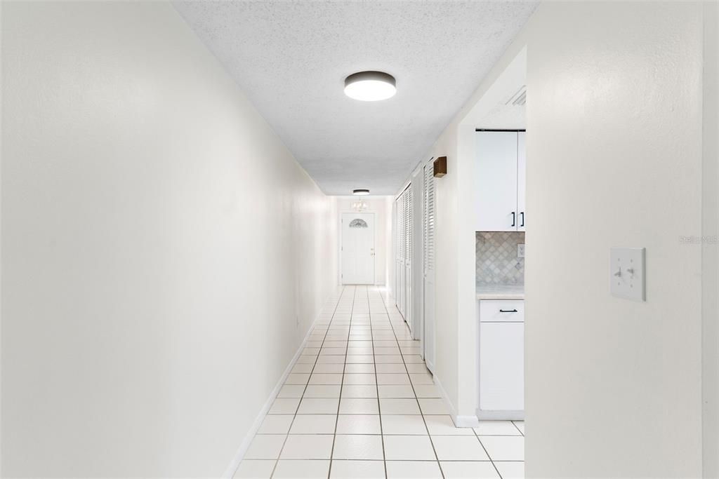 For Sale: $225,000 (3 beds, 3 baths, 2074 Square Feet)