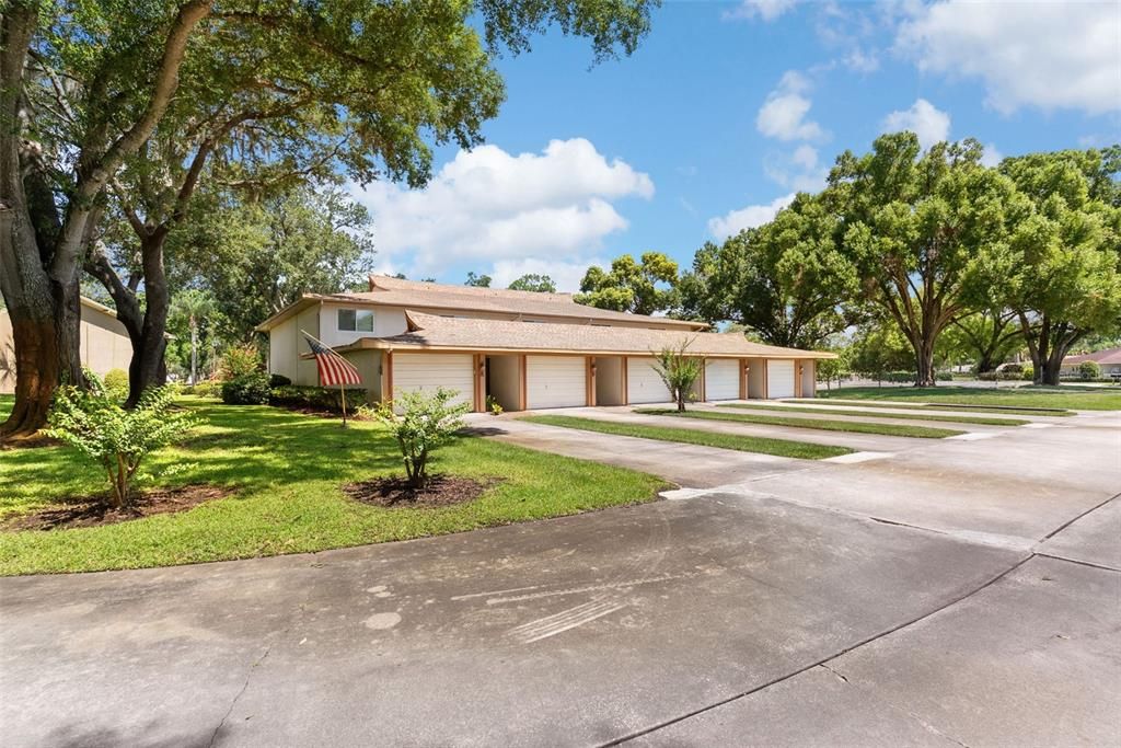 For Sale: $225,000 (3 beds, 3 baths, 2074 Square Feet)
