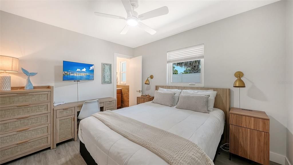 For Rent: $3,000 (3 beds, 2 baths, 1576 Square Feet)