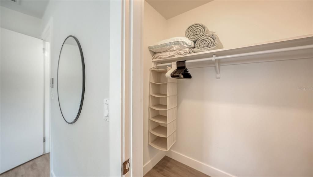 For Rent: $3,000 (3 beds, 2 baths, 1576 Square Feet)