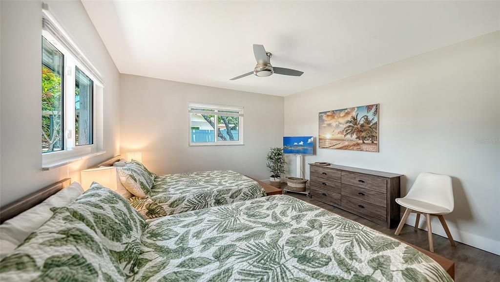 For Rent: $3,000 (3 beds, 2 baths, 1576 Square Feet)