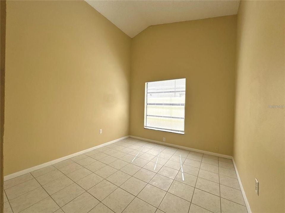 В аренду: $1,995 (3 спален, 2 ванн, 1227 Квадратных фут)