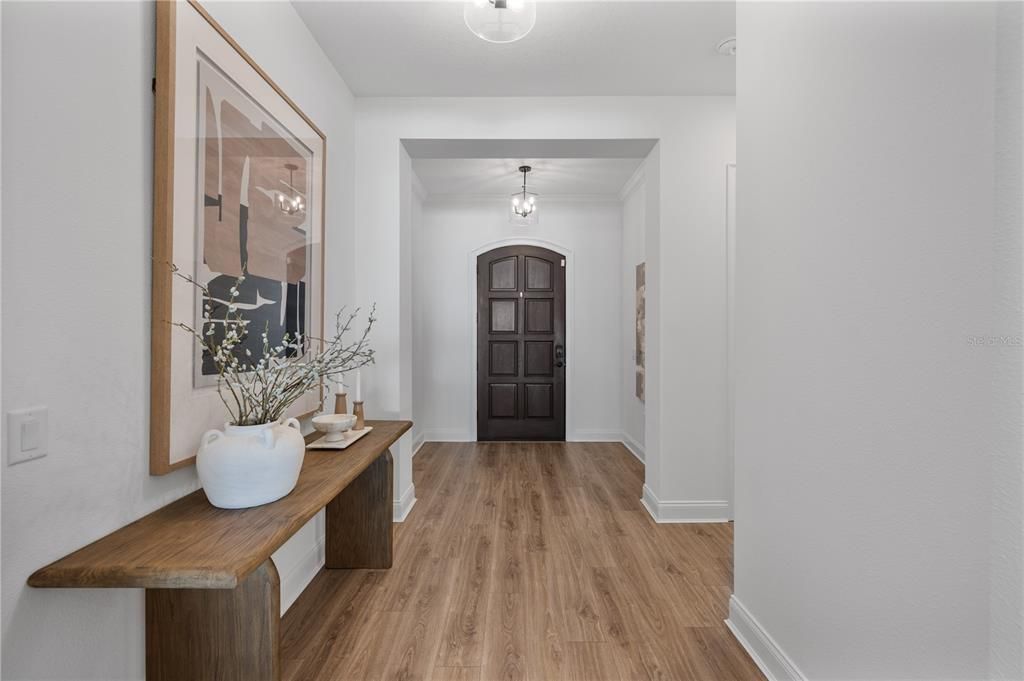 En Venta: $965,000 (4 camas, 3 baños, 2950 Pies cuadrados)