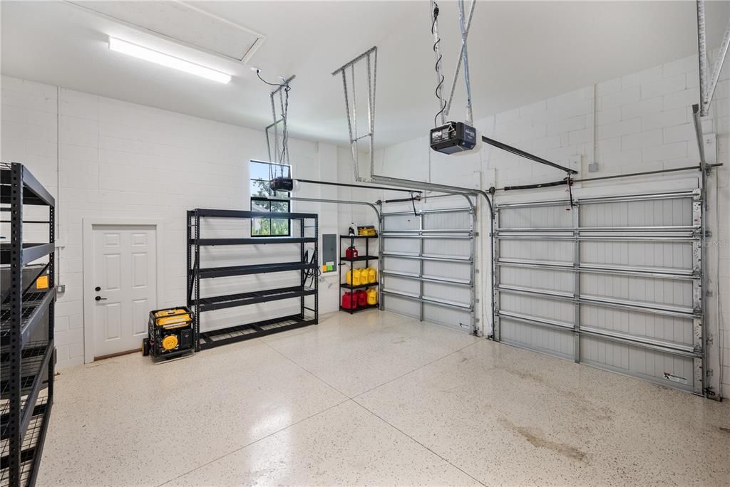 En Venta: $965,000 (4 camas, 3 baños, 2950 Pies cuadrados)