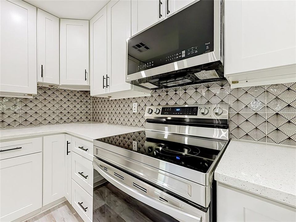 For Sale: $199,000 (3 beds, 1 baths, 968 Square Feet)