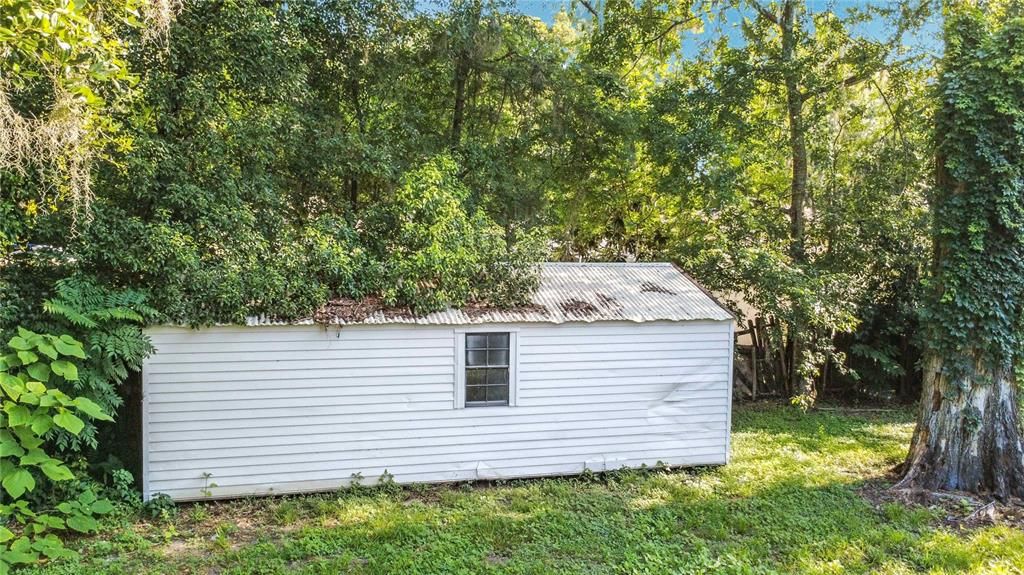 For Sale: $199,000 (3 beds, 1 baths, 968 Square Feet)