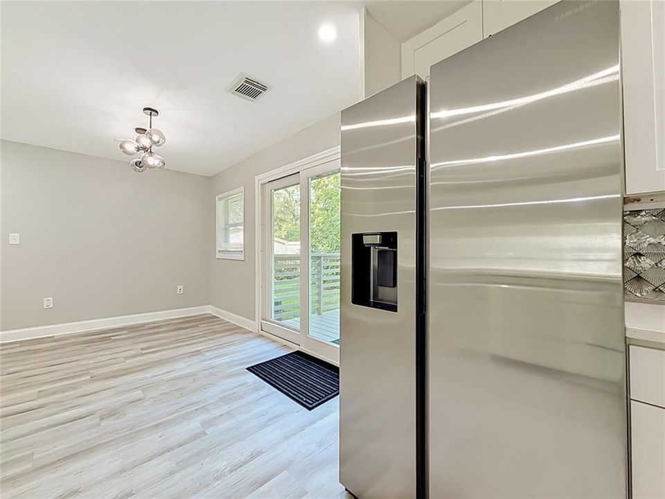 For Sale: $199,000 (3 beds, 1 baths, 968 Square Feet)