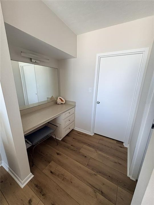 For Rent: $4,700 (2 beds, 2 baths, 1160 Square Feet)