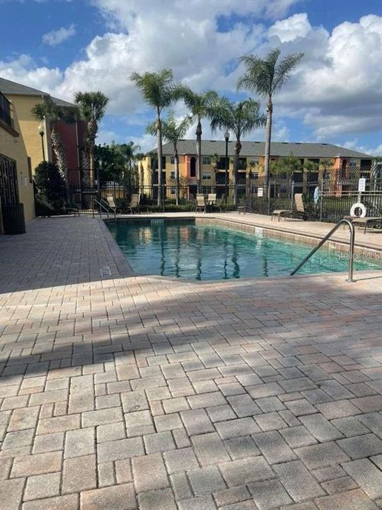 For Rent: $1,400 (1 beds, 1 baths, 643 Square Feet)