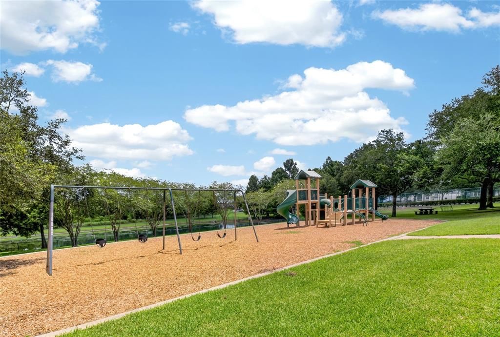 En Venta: $599,900 (3 camas, 2 baños, 2534 Pies cuadrados)