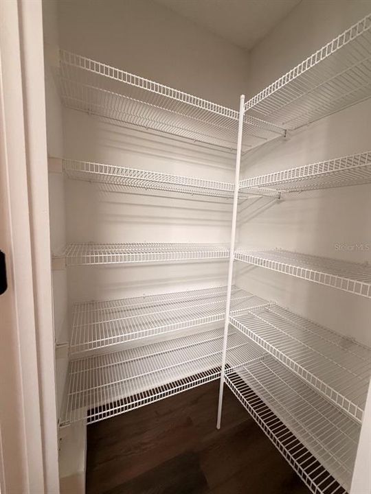 En Venta: $350,000 (3 camas, 2 baños, 2256 Pies cuadrados)