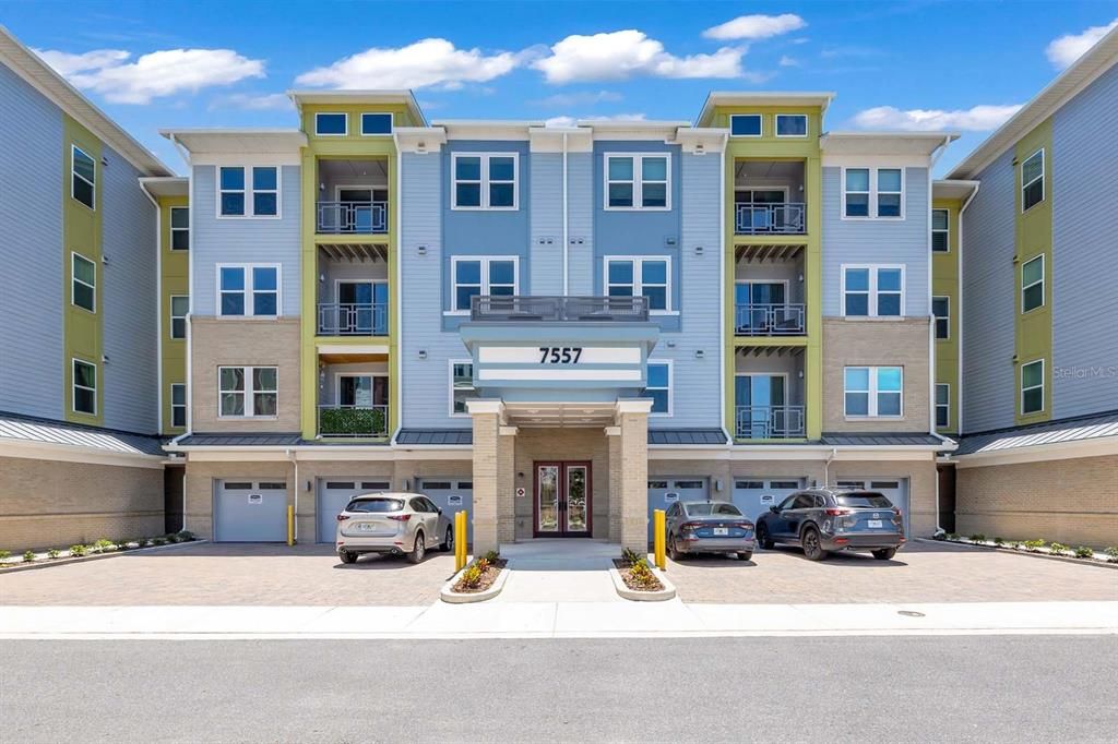 For Sale: $575,000 (3 beds, 2 baths, 1799 Square Feet)