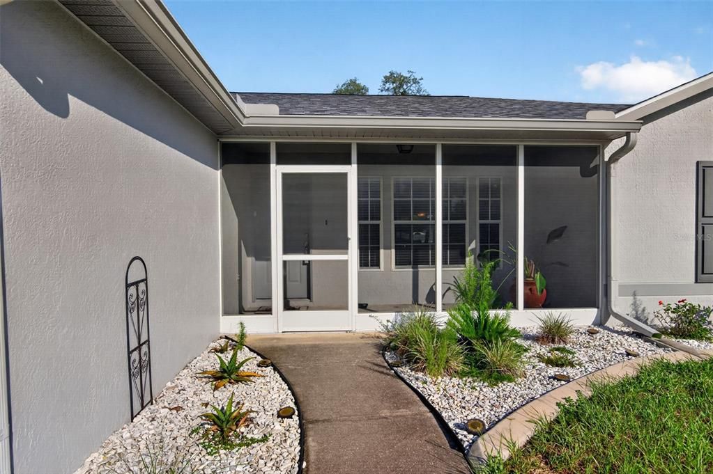 Active With Contract: $245,000 (3 beds, 2 baths, 1151 Square Feet)
