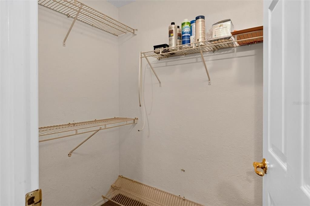 Active With Contract: $245,000 (3 beds, 2 baths, 1151 Square Feet)