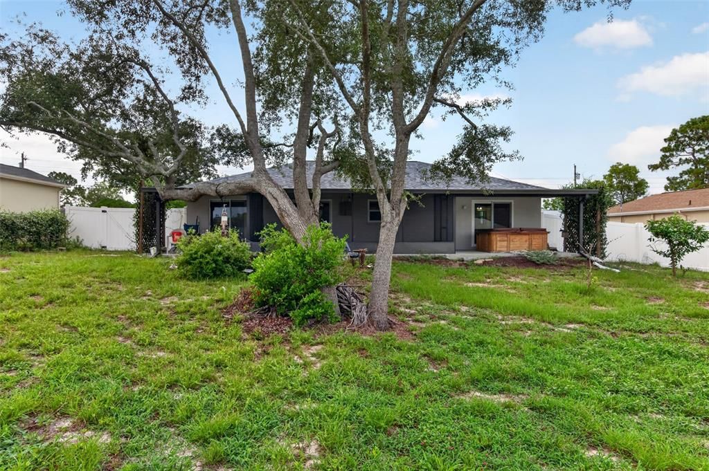 Active With Contract: $245,000 (3 beds, 2 baths, 1151 Square Feet)