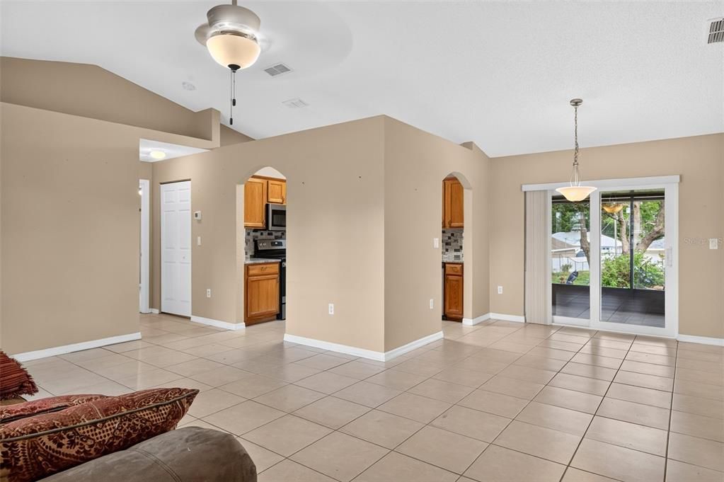 Active With Contract: $245,000 (3 beds, 2 baths, 1151 Square Feet)