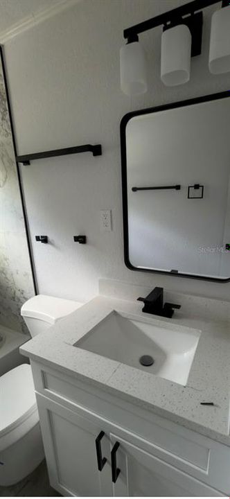 For Sale: $359,000 (4 beds, 2 baths, 1084 Square Feet)