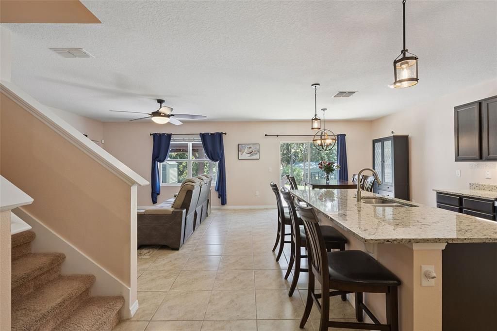 En Venta: $477,000 (5 camas, 3 baños, 2626 Pies cuadrados)