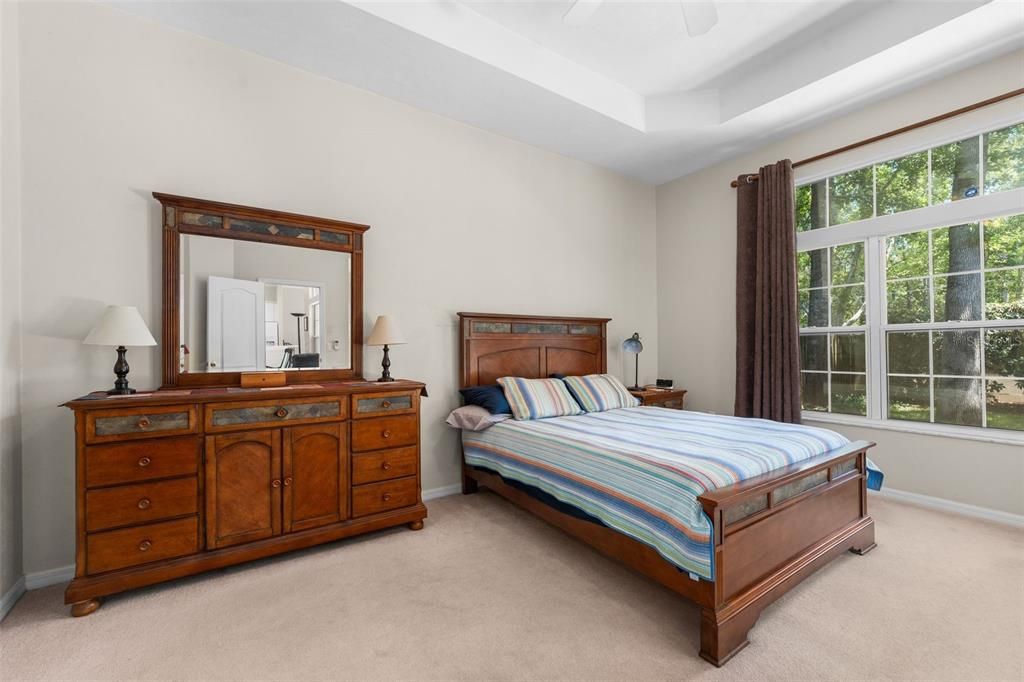 En Venta: $369,000 (3 camas, 2 baños, 1944 Pies cuadrados)