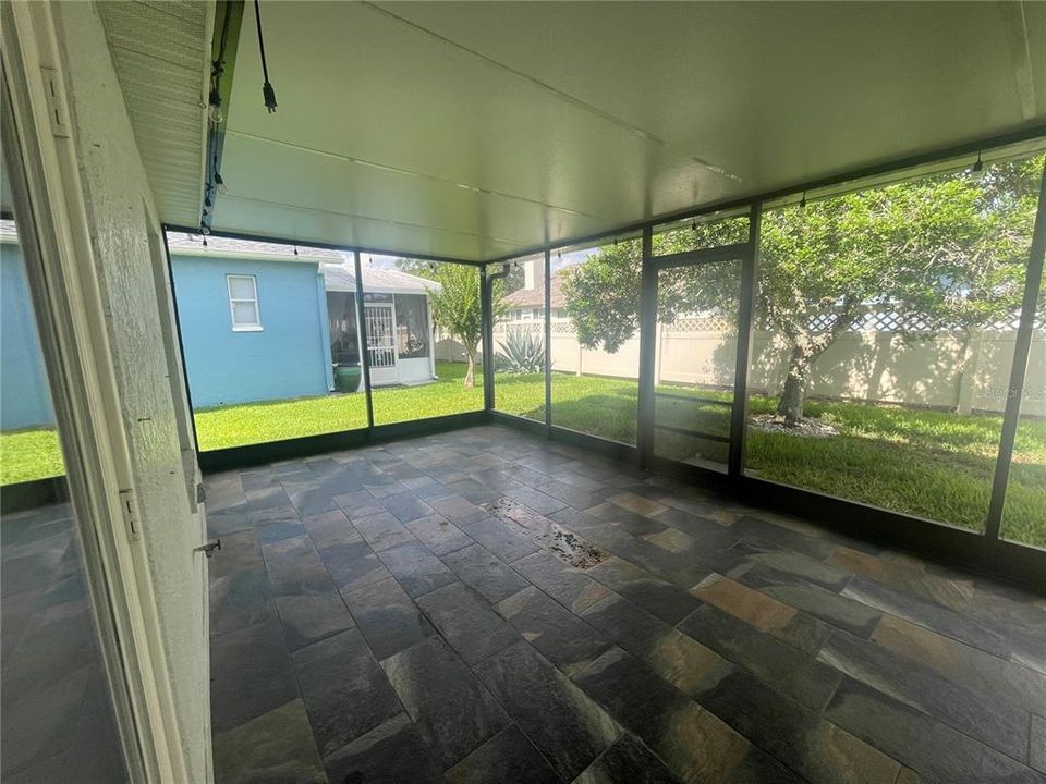 For Rent: $2,350 (3 beds, 2 baths, 1290 Square Feet)
