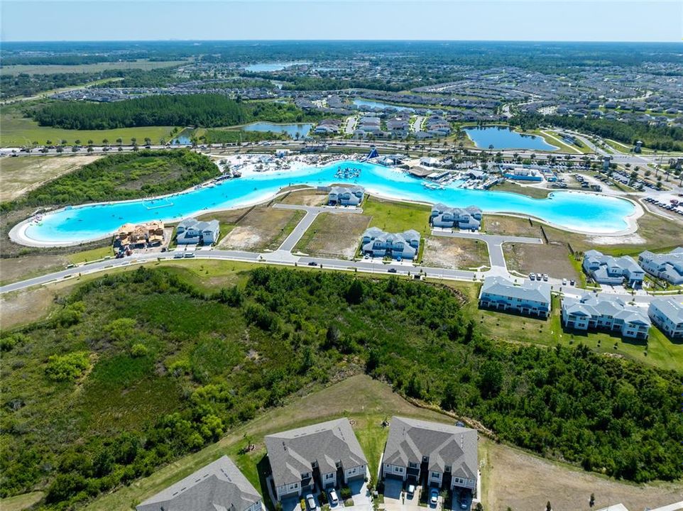 На продажу: $390,000 (4 спален, 2 ванн, 2057 Квадратных фут)