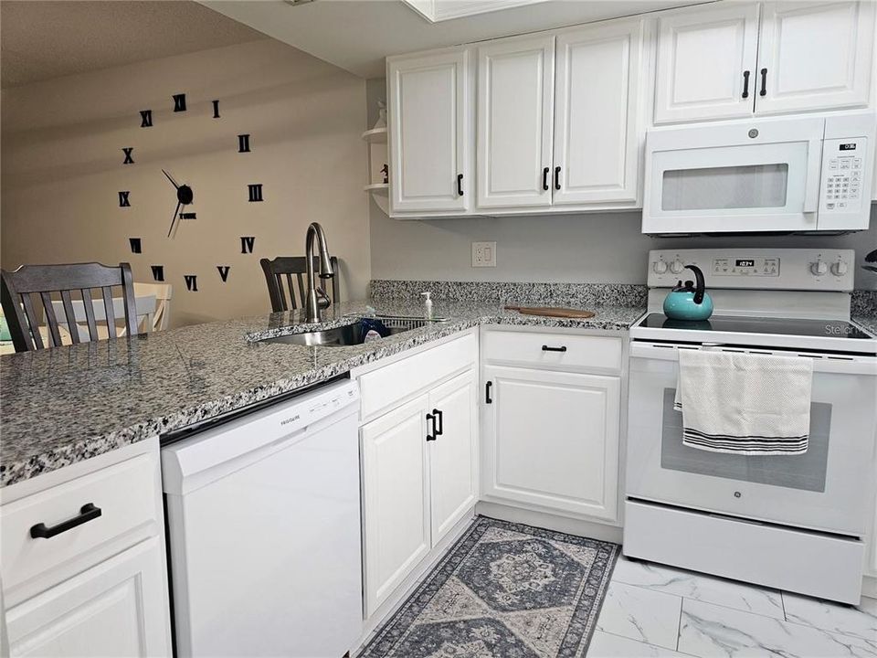En Venta: $170,000 (2 camas, 2 baños, 1185 Pies cuadrados)