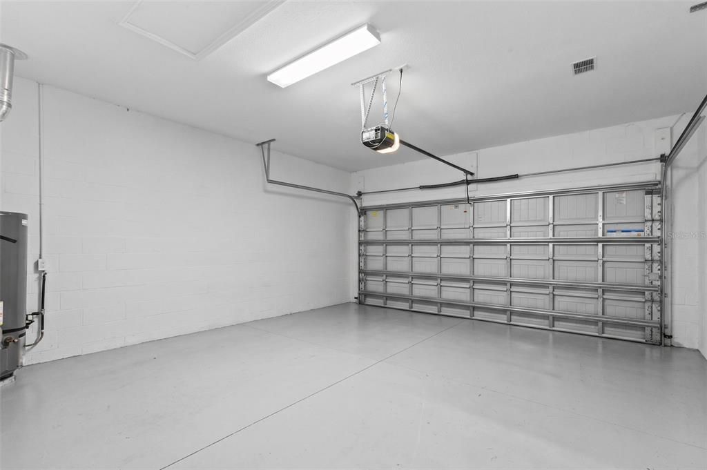 На продажу: $354,900 (2 спален, 2 ванн, 1525 Квадратных фут)