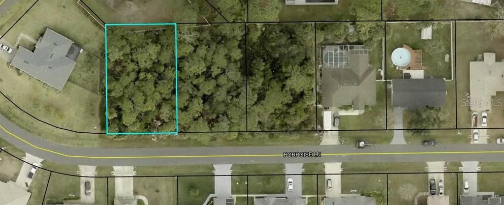 En Venta: $72,000 (0.23 acres)