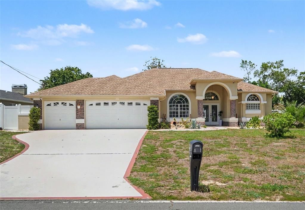For Sale: $419,990 (3 beds, 2 baths, 1776 Square Feet)