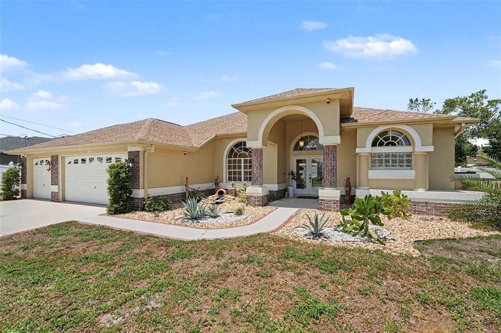 For Sale: $419,990 (3 beds, 2 baths, 1776 Square Feet)