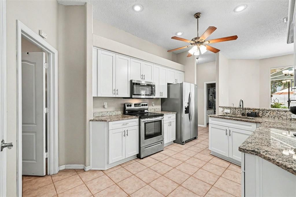 For Sale: $419,990 (3 beds, 2 baths, 1776 Square Feet)