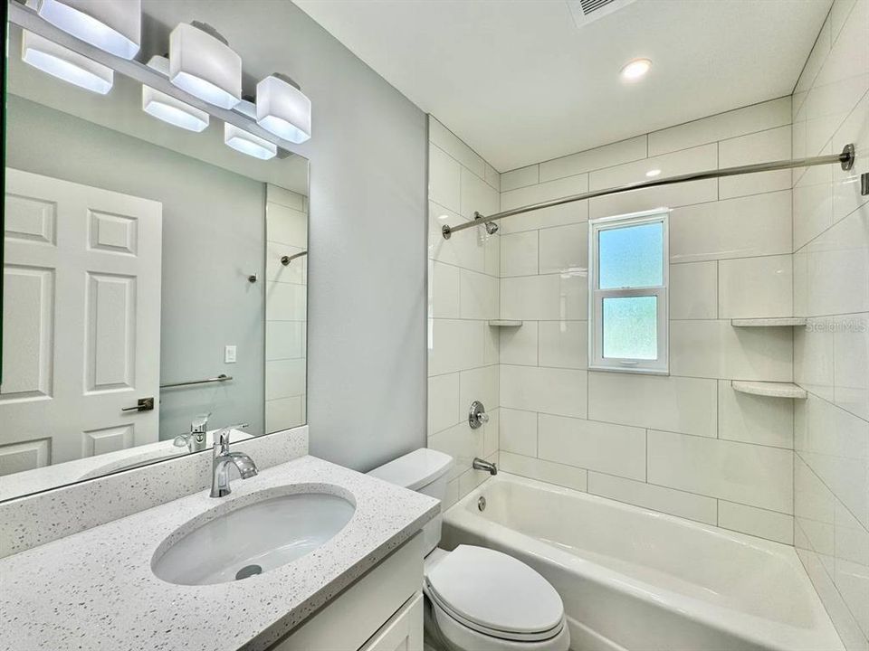 В аренду: $900 (1 спален, 1 ванн, 253 Квадратных фут)