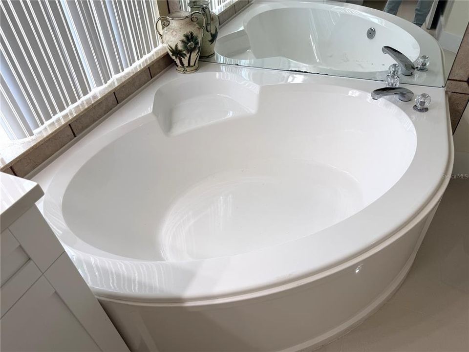 В аренду: $2,950 (4 спален, 2 ванн, 2146 Квадратных фут)