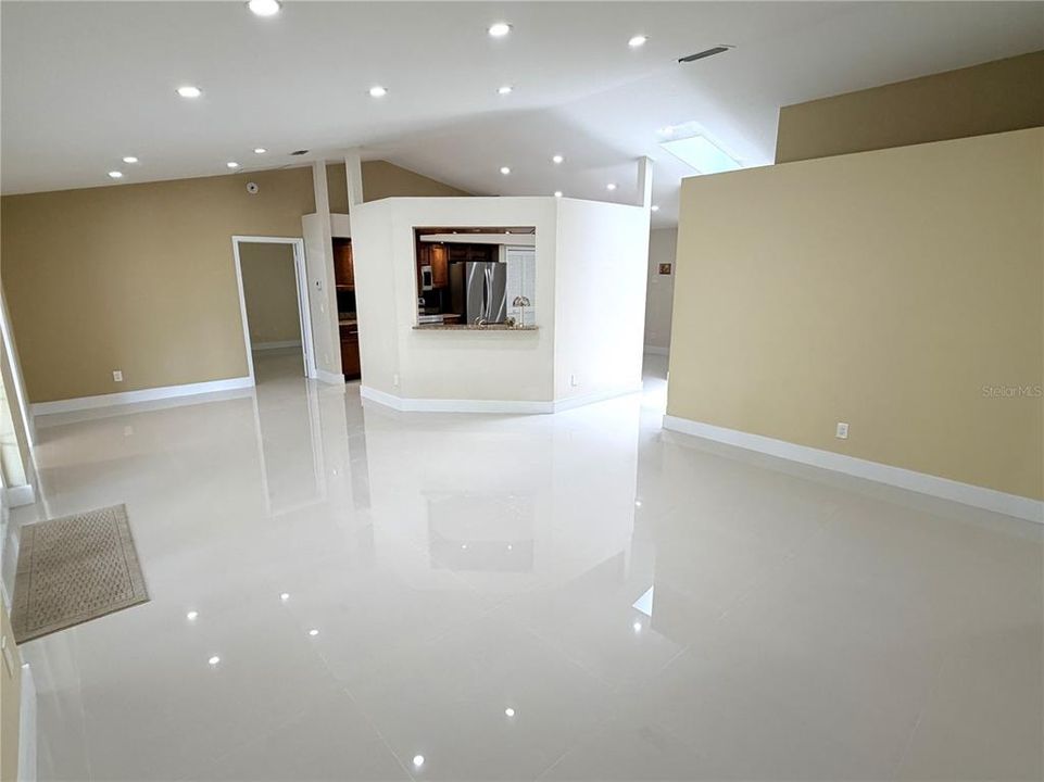 В аренду: $2,950 (4 спален, 2 ванн, 2146 Квадратных фут)