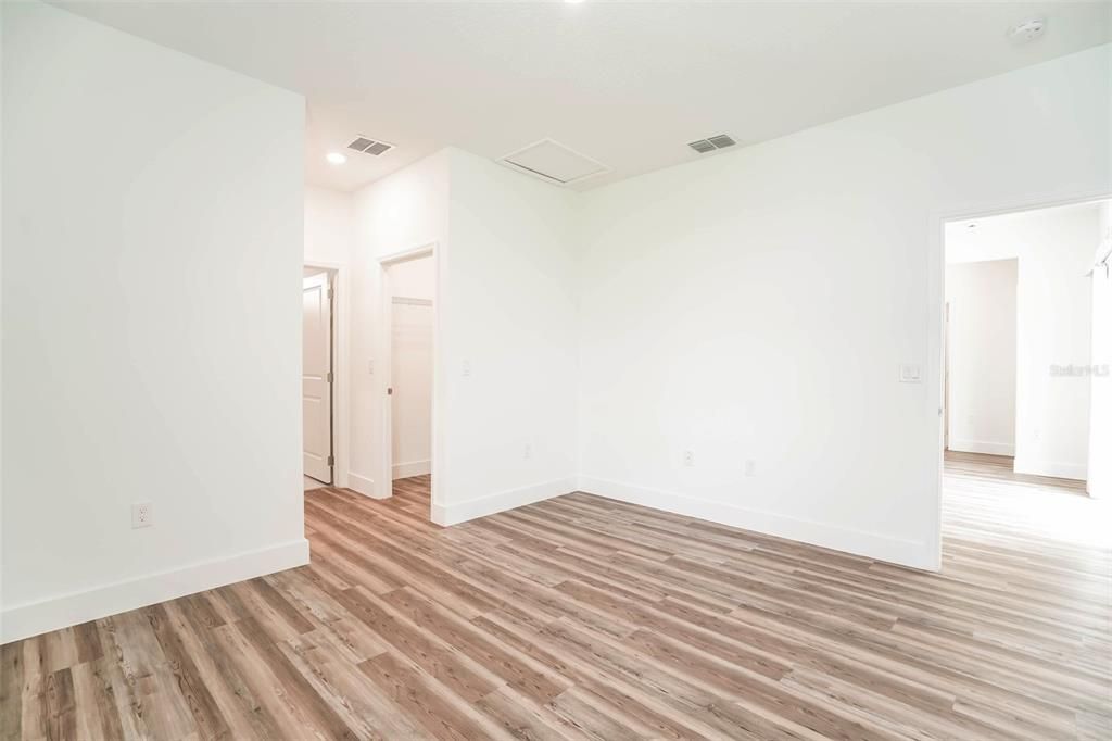 В аренду: $1,925 (4 спален, 3 ванн, 1826 Квадратных фут)