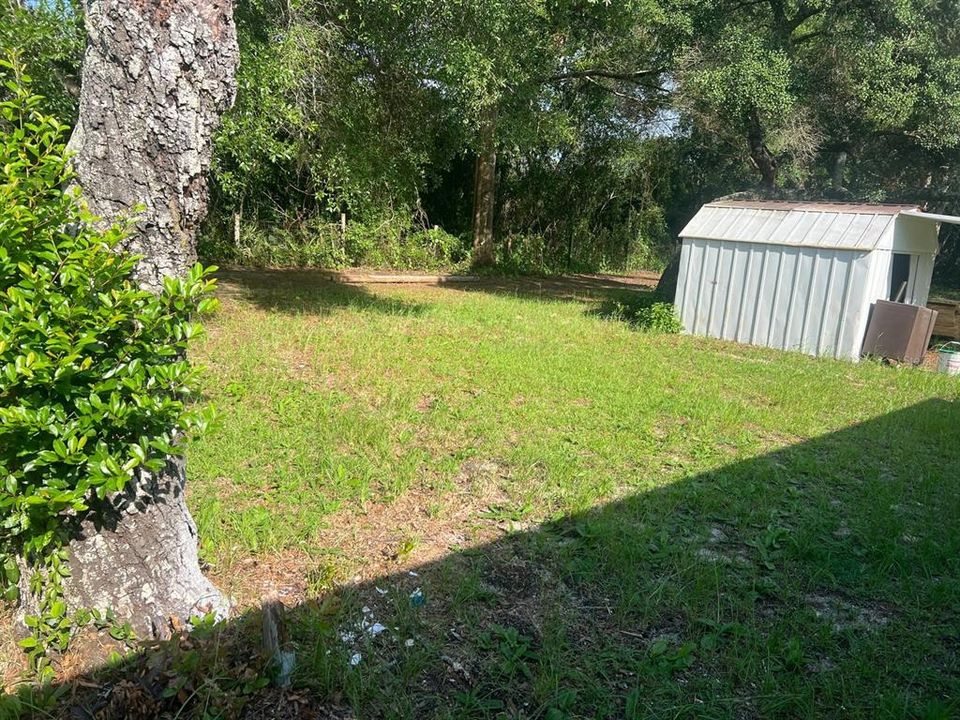 For Sale: $137,900 (2 beds, 1 baths, 684 Square Feet)
